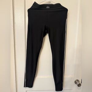 ALO Air Lift High Waist Line Up legging LG ($138 retail)